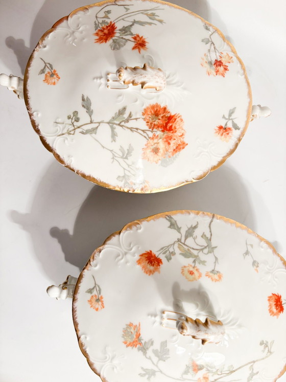 Pair of 1960s Hand-painted Limoges Porcelain Soup Tureens – Table accessories (photo 5 of 16)