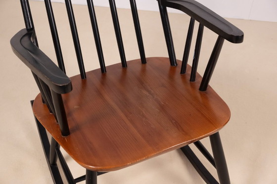 Image 1 of Fauteuil à bascule scandinave, Finlande des années 1950