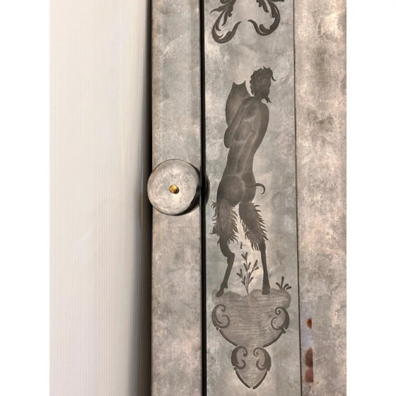 Image 1 of Figuras mitológicas venecianas de Baco talladas a mano en un espejo antiguo