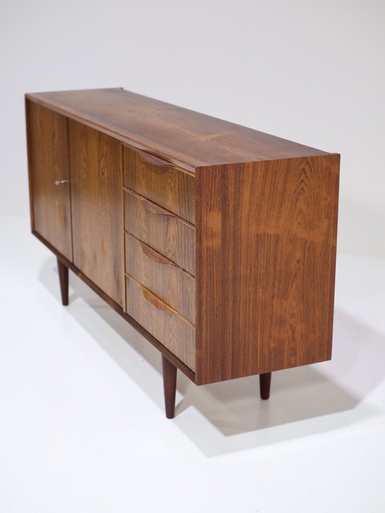 Image 1 of Credenza Erling Torvits in palissandro, mobile TV danese