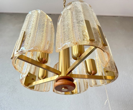 Image 1 of Lustre ancien en verre ambré