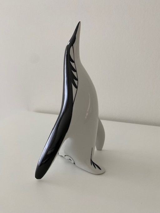 Cmielow iconische grote pinguin M. Naruszewics 1957