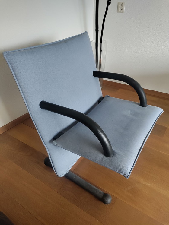 2 sedie modello T Line del marchio italiano Arflex, Poltrone, Metallo, Tessile, Nero (foto 6 di 7)