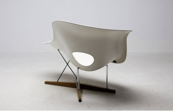 Vitra Eames La Chaise – Weiße Patina – Sessel, Wood (photo 11 of 15)