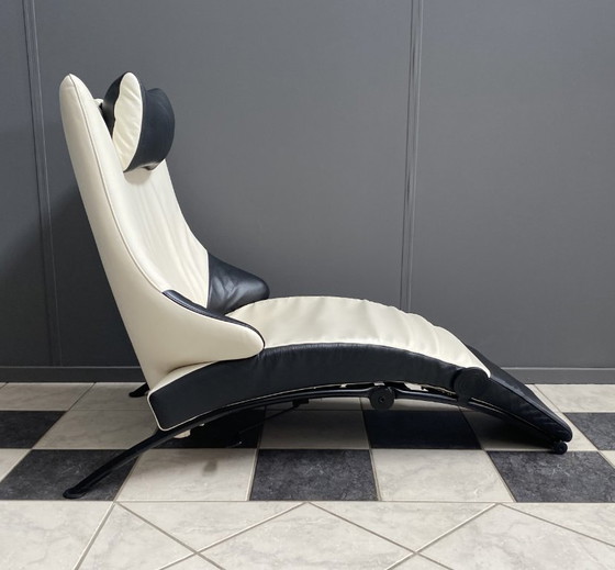 Image 1 of Sitzbank aus schwarzem und weißem Leder, Modell Solo 699, Design Stefan Heiliger, WK