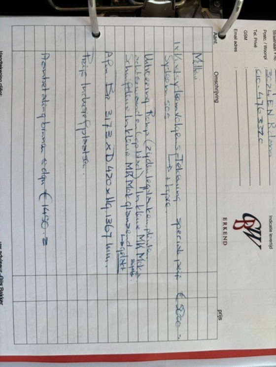 Image 1 of 1X Molteni (System 505) halbhoher Kleiderschrank mit Schiebetür in Hochglanz.  