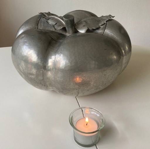 Jarre décorative vintage italienne en métal, faite à la main