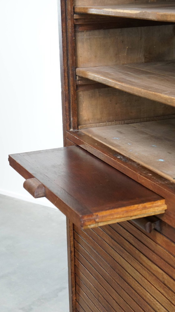 Image 1 of Mobiletto antico in rovere con due ante a rullo