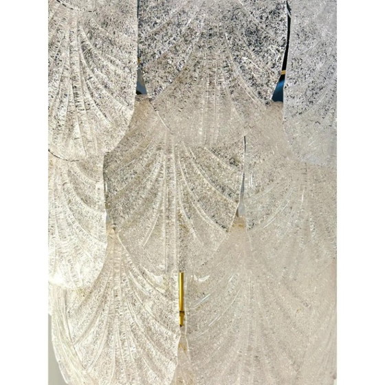 Image 1 of Lustre contemporain à pétales en granit blanc Graniglia de Simoeng