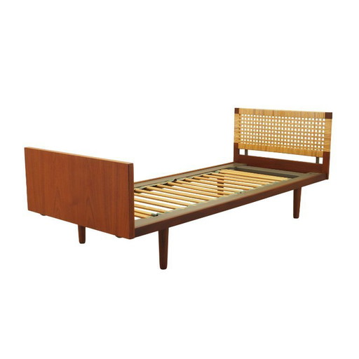 Teakholzbett, dänisches Design, 1960er Jahre, Designer: Hans J. Wegner, Hersteller: Getama