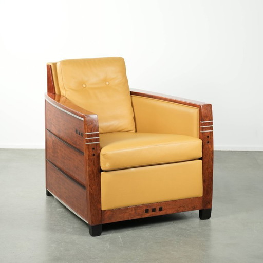 Fauteuil jaune de style Art déco, modèle Frank, de la série Decoforma, signé Schuitema, en bon état.