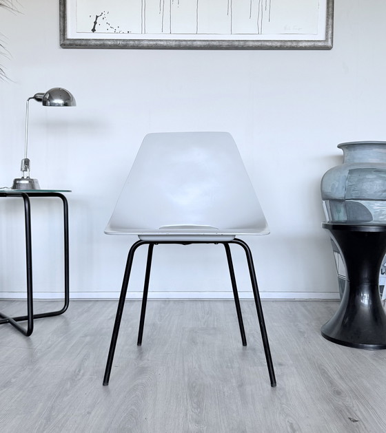 Image 1 of 4x chaises Tonneau vintage design by Pierre Guariche