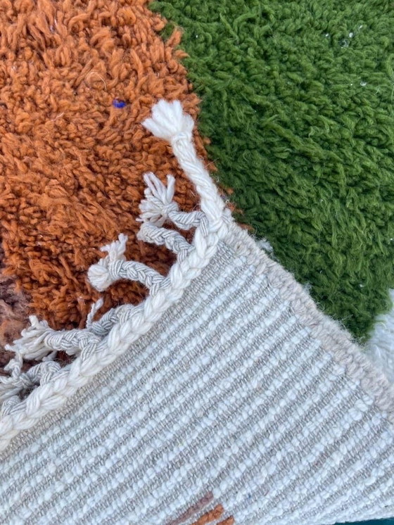 Image 1 of Tapis berbère en laine pure fait main traditionnelle 2/3 m