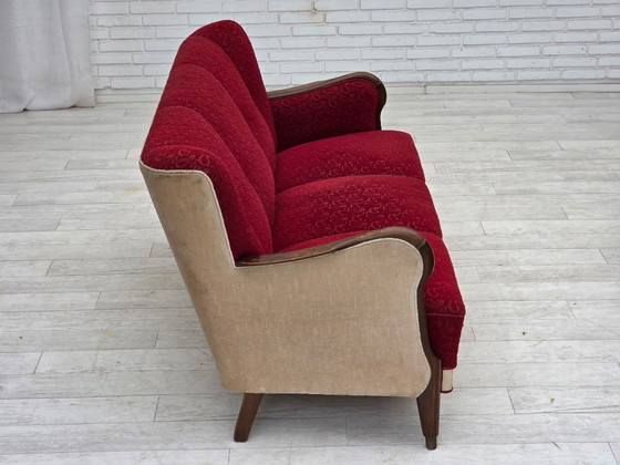 Image 1 of Divano danese a 3 posti degli anni '50, rivestimento originale in lana per mobili rosso/beige.