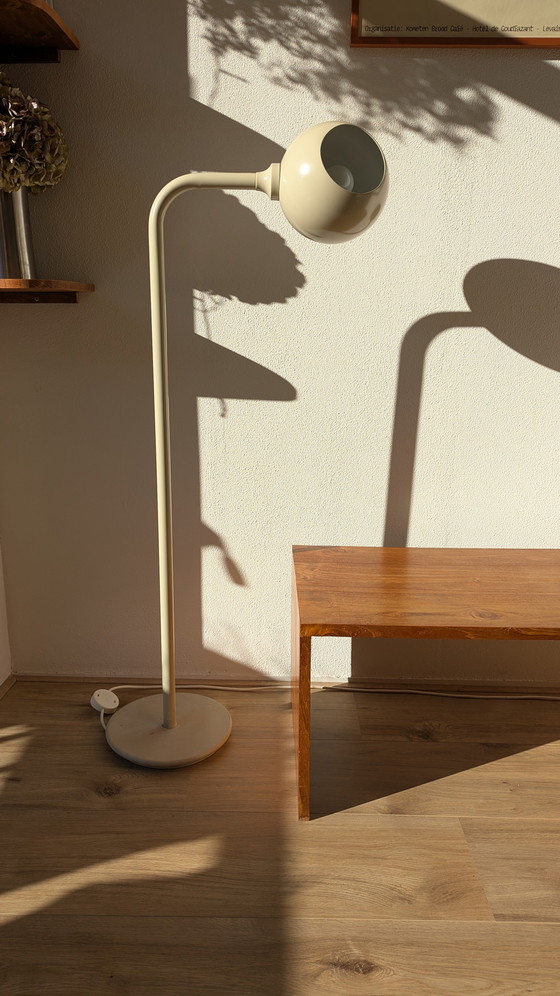 Image 1 of Lampada da terra a forma di occhio, stile Space Age, color crema, anni '60