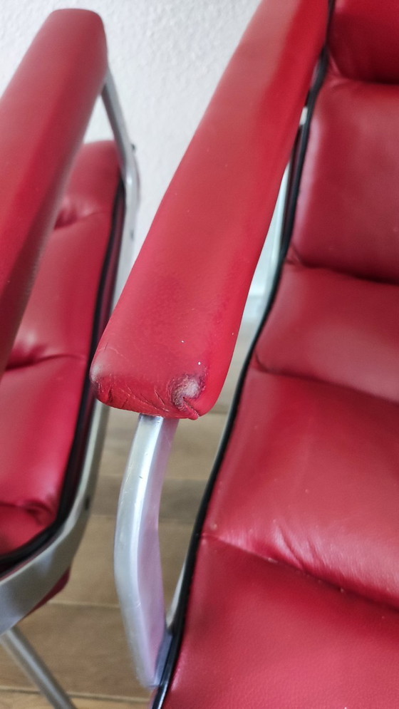 Image 1 of 4 Artifort Channel armchairs - Red leather