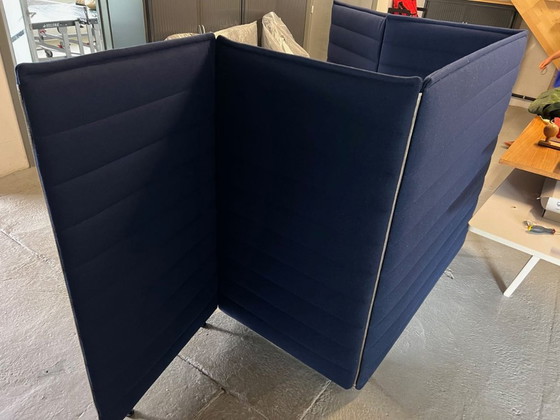 Vitra Alcove Schreibtisch mit Seitenwänden – Textile (photo 3 of 13)