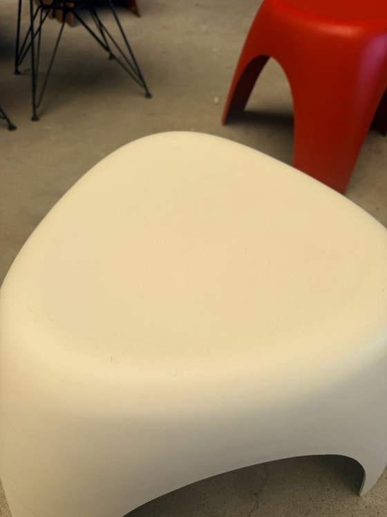 Sgabello Vitra Elephant di Sori Yanagi (disponibilità: 5) – Sgabelli, Plastic (photo 7 of 22)