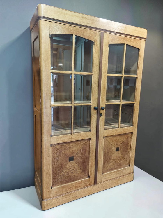 Vitrina escolar de Ámsterdam – Wood, Glass (photo 6 of 10)