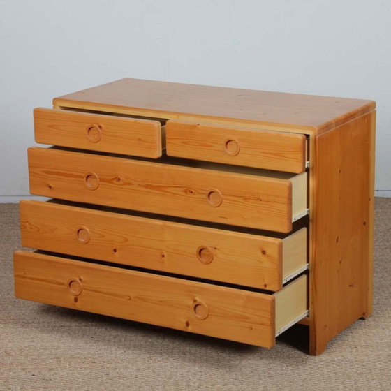 Image 1 of Cómoda de pino, seleccionada por Charlotte Perriand para Les Arcs, 1960