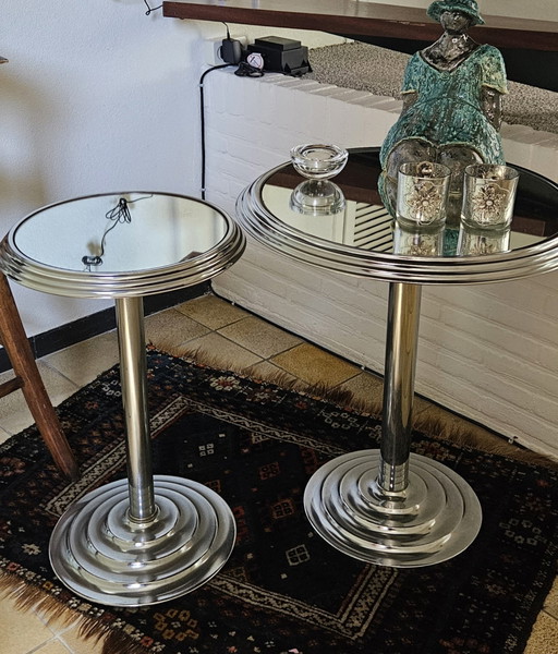 Ensemble de tables d'appoint chromées à miroir