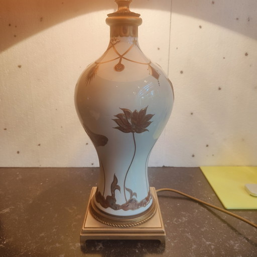 Lampada in porcellana Giulia Mangani, decorazione chinoiserie con fiori, circa anni '50, italiana