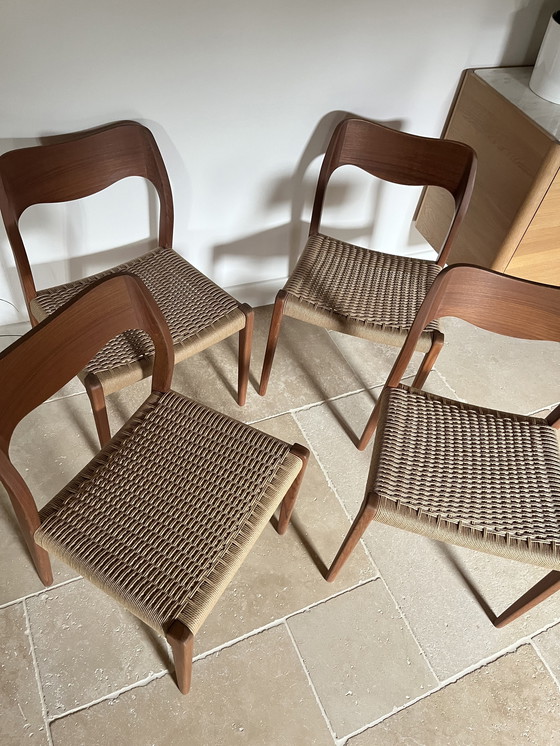 Image 1 of Set van 4 gerestaureerde stoelen nr. 71 Niels Otto Moller