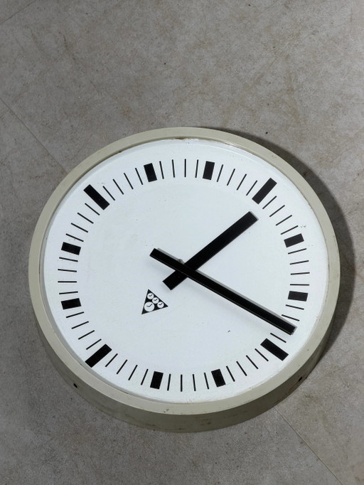 Reloj industrial checo “Pragotron” – klokken, Glass (photo 2 of 4)