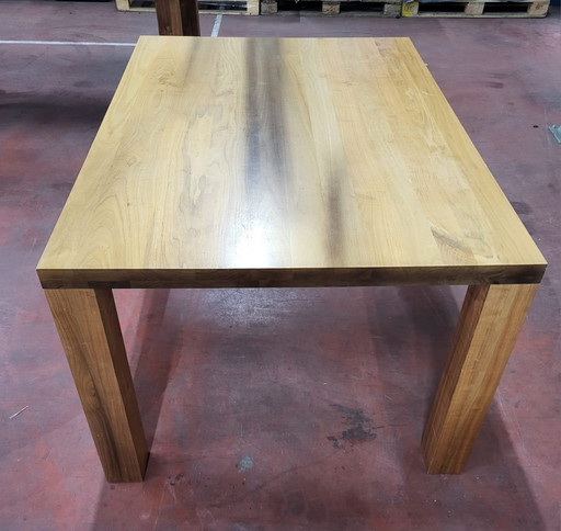 Bert Plantagie Pure Eettafel, Noten