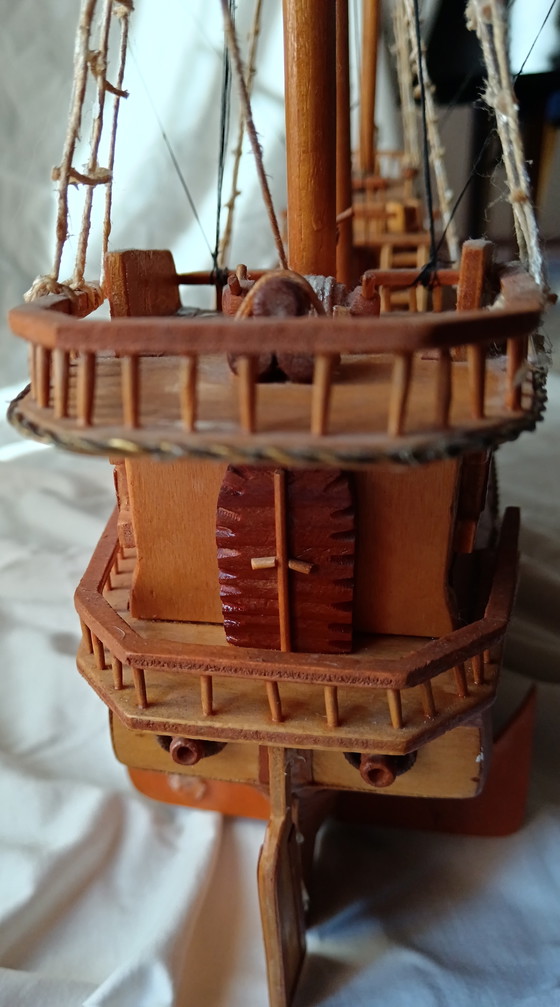 Image 1 of Vasija artesanal - década de 1980