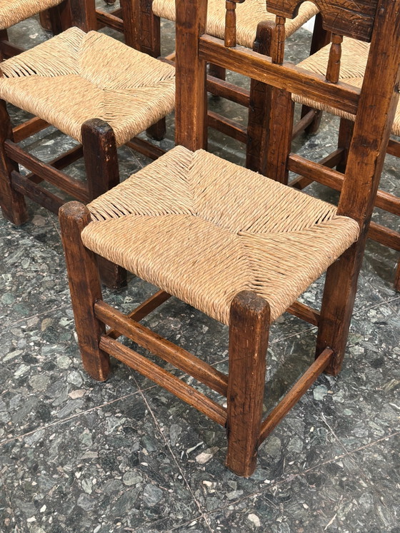 Set van 8 brutalistische, handgesneden eetkamerstoelen, Spanje (photo 5 of 8)
