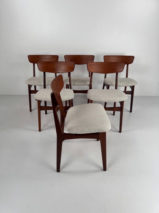 Juego de seis sillas de comedor, Schiønning & Elgaard, Dinamarca, años 60 – Wood (photo 4 of 15)
