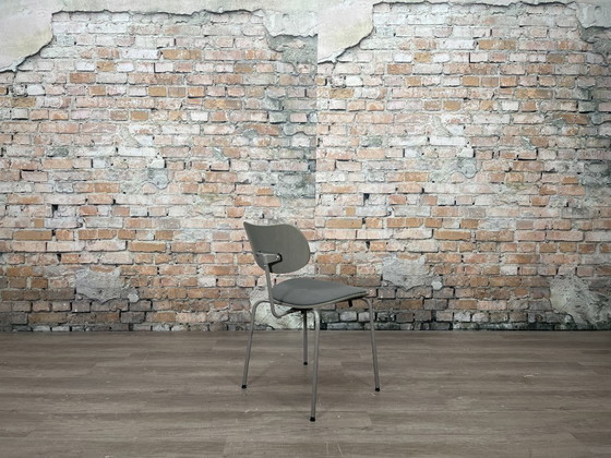 Image 1 of Egon Eiermann SE68 con tessuto