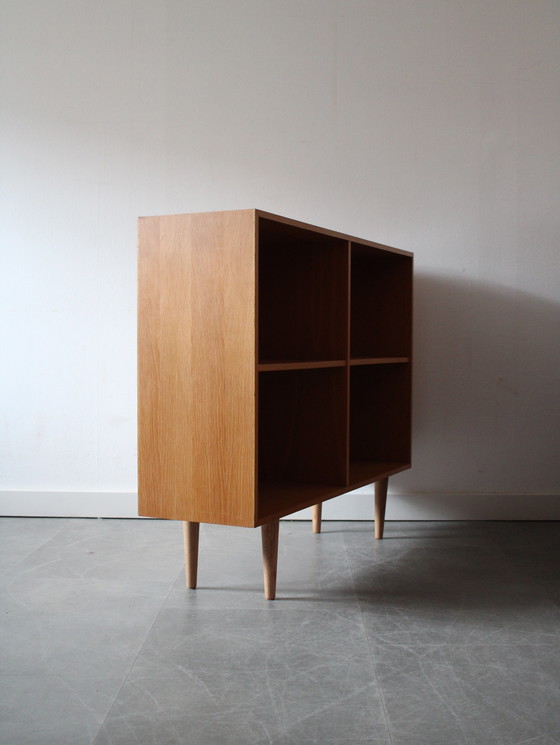 Image 1 of Vintage Deense Boekenkast in Eiken