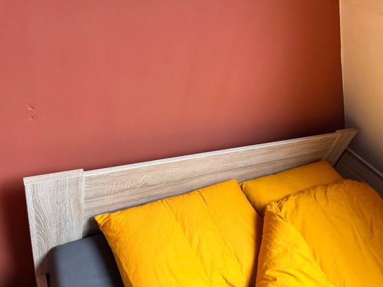 Image 1 of Struttura letto matrimoniale in legno con 2 comodini