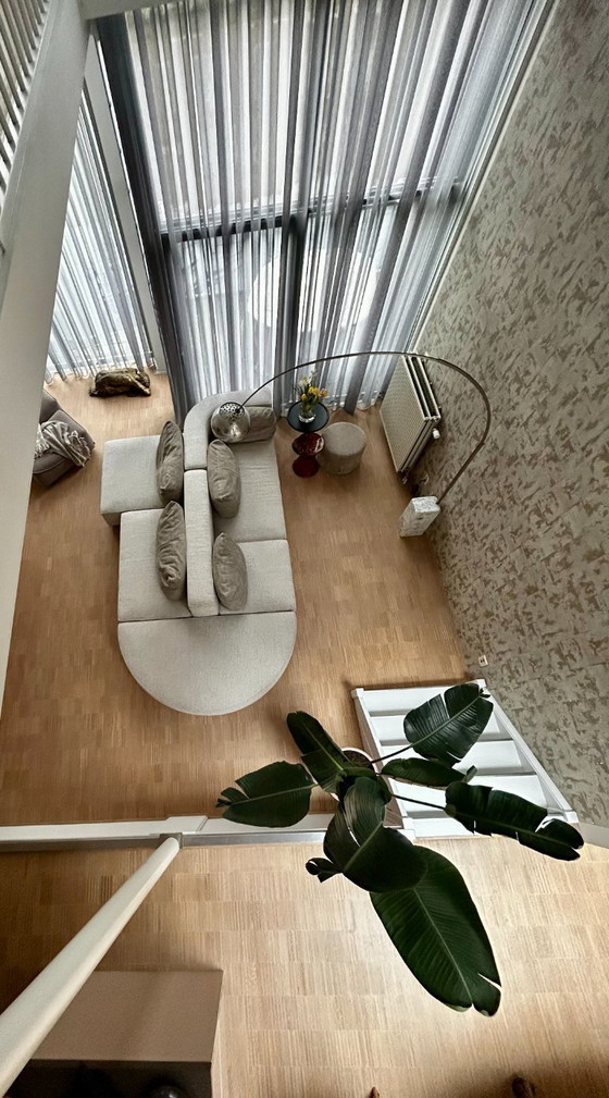 Image 1 of Montis Bank Domino