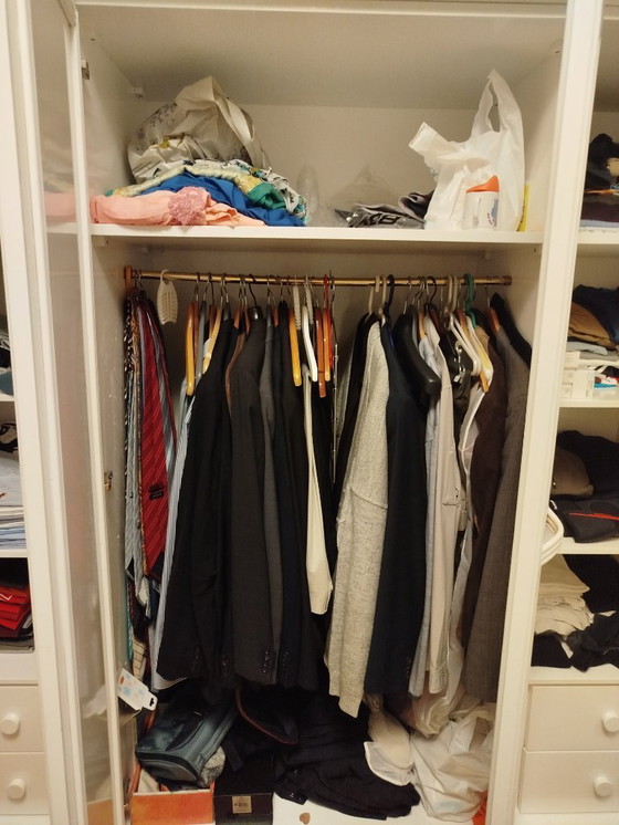 Image 1 of Witte Roche Bobois kledingkast met spiegeldeuren (prijs bespreekbaar)