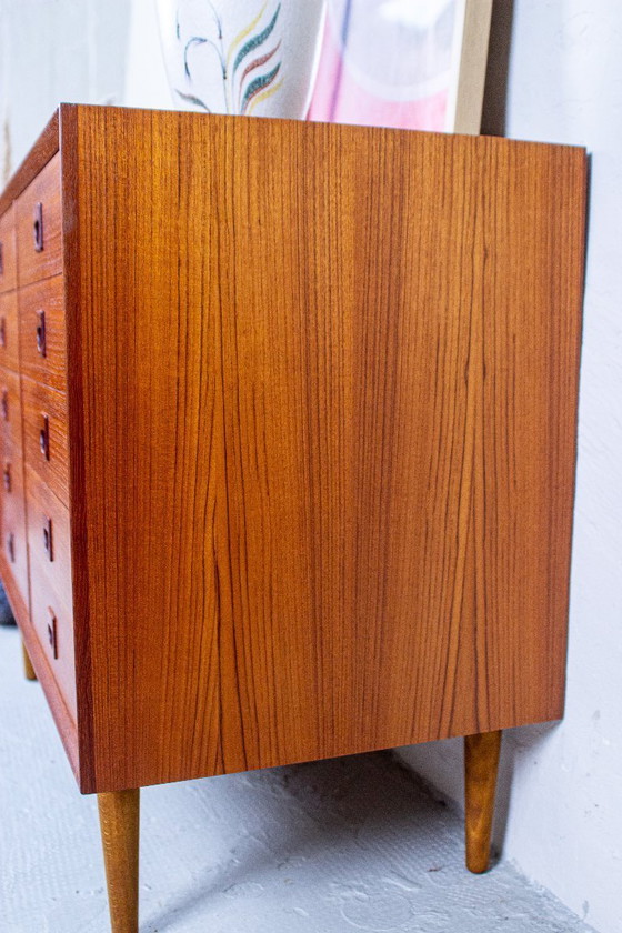 Cassettiera e credenza Erik Brouer, design danese, in teak, stile vintage metà secolo. – Cassettiere, Wood (photo 9 of 12)