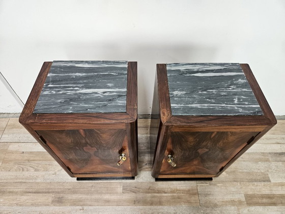 Image 1 of Pair of 1930s Art Deco bedside tables in walnut burl with marble top