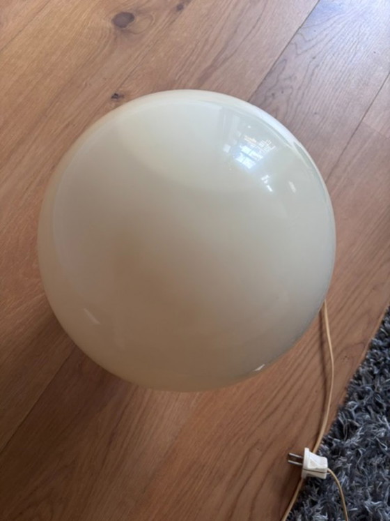 Leila 1010 Lampada da tavolo, plastica color crema, Lampade da tavolo, Metallo, Vintage (foto 3 di 6)