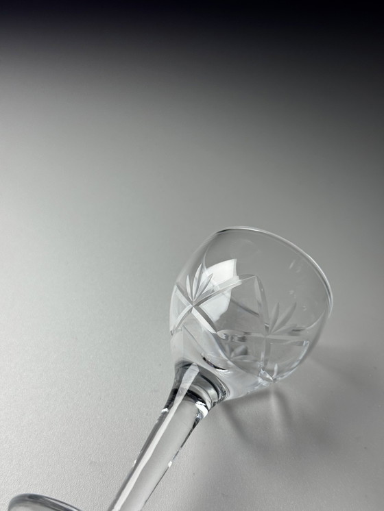 Image 1 of Holmegaards Glasværk - Años 20 - Juego de 8 copas de licor de cristal grabadas a mano - Modelo Ulla