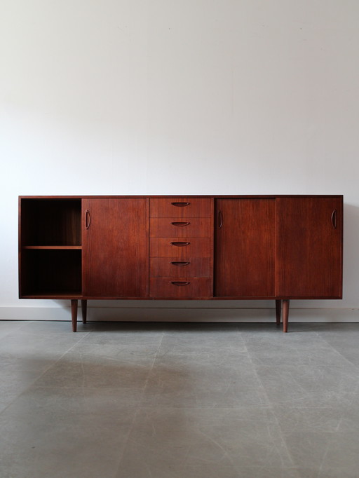 Vintage Danish sideboard in teak