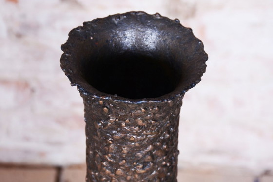 Vaso Art Déco originale, in metallo, superficie levigata, ceco, anni '30. – Vasi (photo 4 of 8)