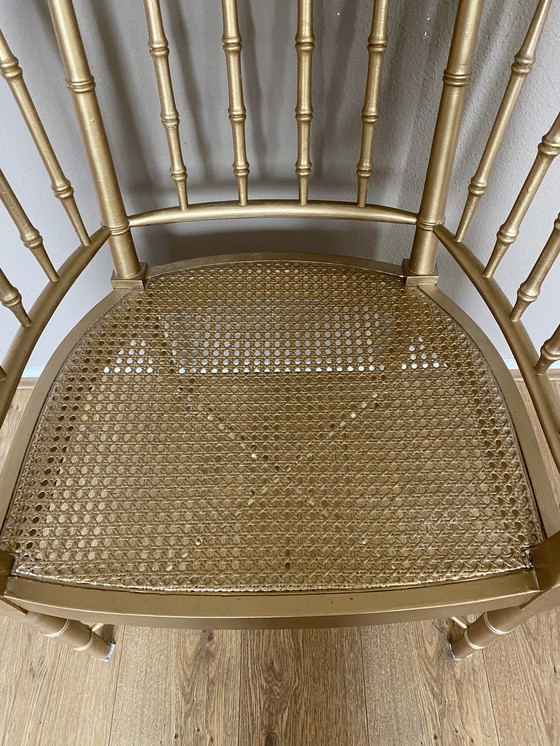 Image 1 of 4 vintage faux bamboo Regency Baker stoelen webbing