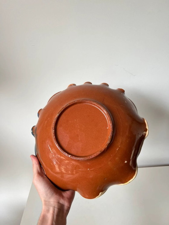 Image 1 of Cuenco de cerámica esmaltada abstracta orgánica / cerca vacía / cesta de fruta firmada