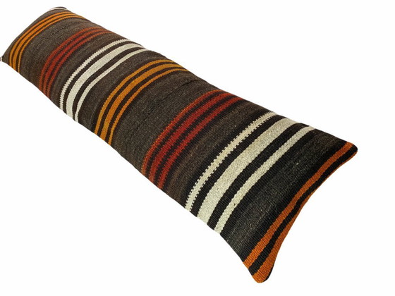 Image 1 of Funda de cojín única con diseño de kilim y alfombra – 120 x 40 cm