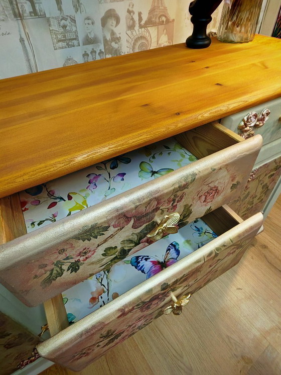 Image 1 of Renovated romantic sideboard