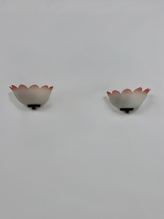Image 1 of Paar antike Wandleuchten in Blumenform, Glas, Frankreich, 1970