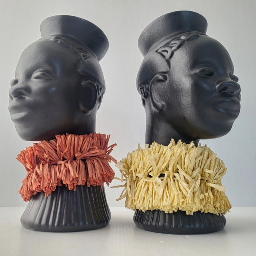 PAIR OF VINTAGE 1950S AFRICANIST VASES BLACK CERAMIC & STRAW 50S ROCKABILLY