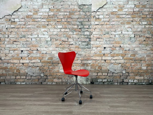 Fritz Hansen Butterfly red